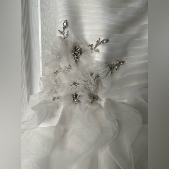 Maggie Sottero Couture Imperial Gown Trumpet/Mermaid Style wedding dress - Picture 7 of 7